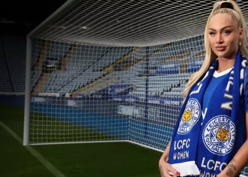 معروف‌ترین فوتبالیست زن جهان تیم پیدا کرد