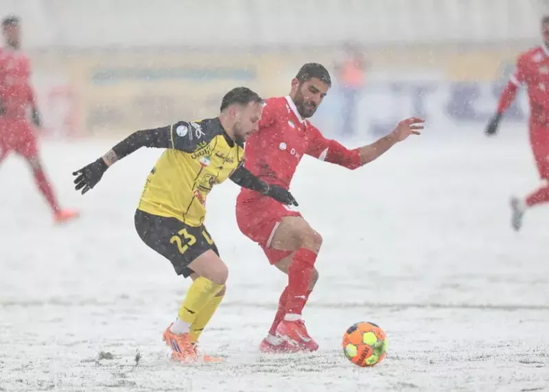 پرسپولیس دو - سپاهان یک: حمله به صدر با اورونوف!