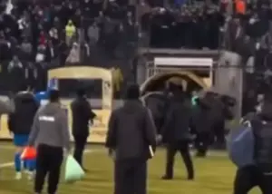 تیم منصوریان در اربیل حبس شد!