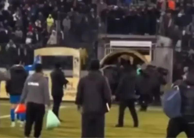 تیم منصوریان در اربیل حبس شد!