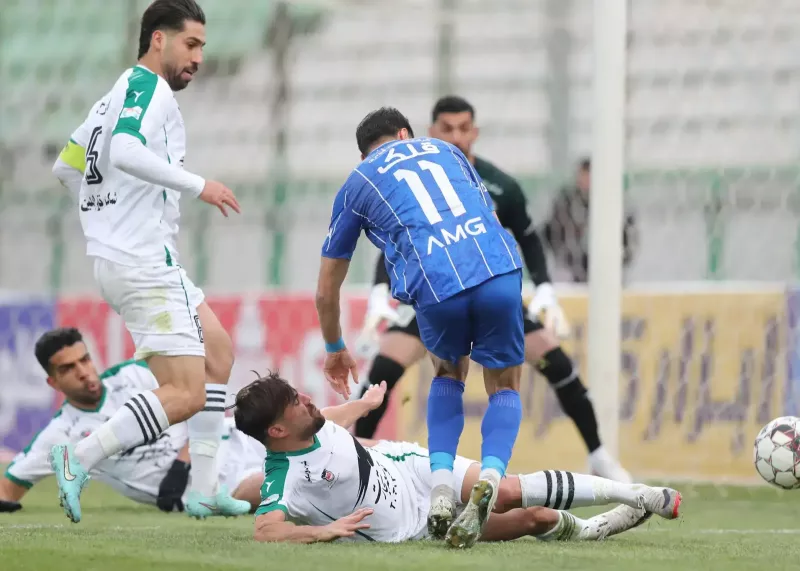 ذوبآهن 0 - استقلال 0: آسانی کجایی، دقیقا کجایی!