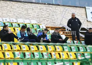 استقلال راه صدرنشینی را با لپ‌تاپ هم پیدا نکرد!