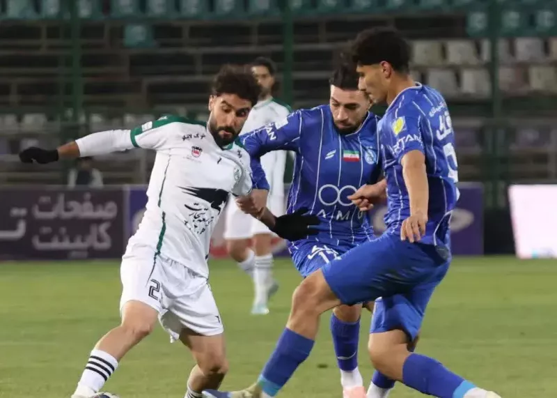 ذوب‌آهن اصلی‌ترین مدعی در مصاف با مدعیان