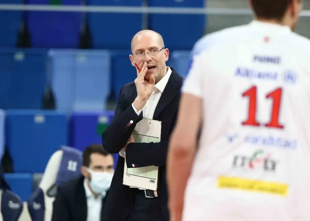 انتقال سرمربی ایران به لهستان قطعی شد