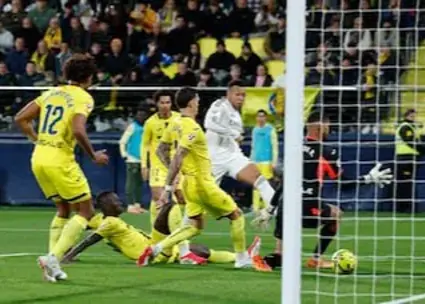 شاهکار امباپه: ساده مثل آب خوردن!