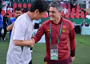 سرمربی چین: ژاپن از فضا آمده بود!