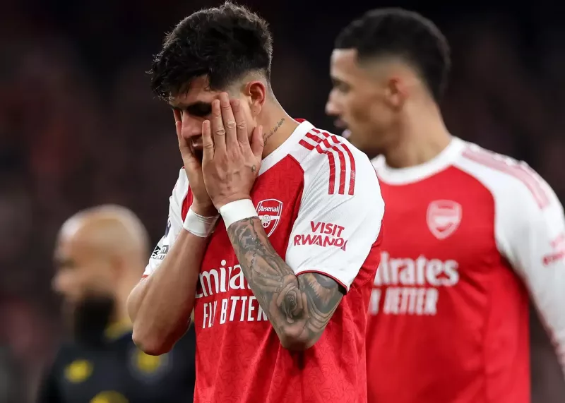 عصبانیت هواداران آرسنال: یونایتد از ما دزدی کرد!