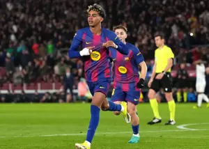 صحنه جالب یامال در بازی بارسا