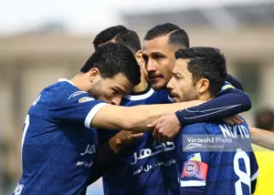 یک بازیکن دیگر از آکادمی استقلال در ترکیب گلگهر