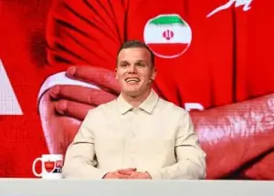 خرید پرسپولیس فارسی یاد گرفت!