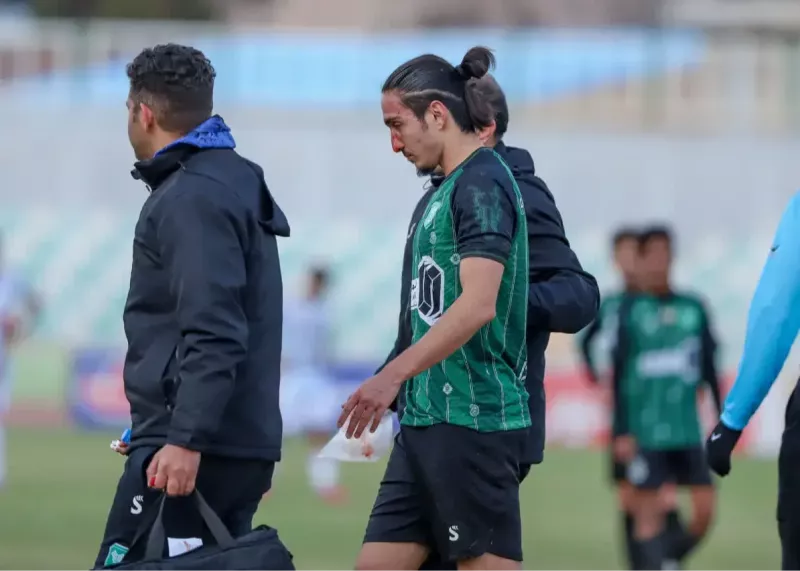 احسان با صورت خونی برمی‌گردد! (عکس)