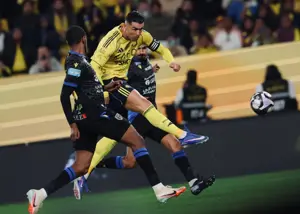 برد سخت النصر در شب لجبازی آفساید با رونالدو