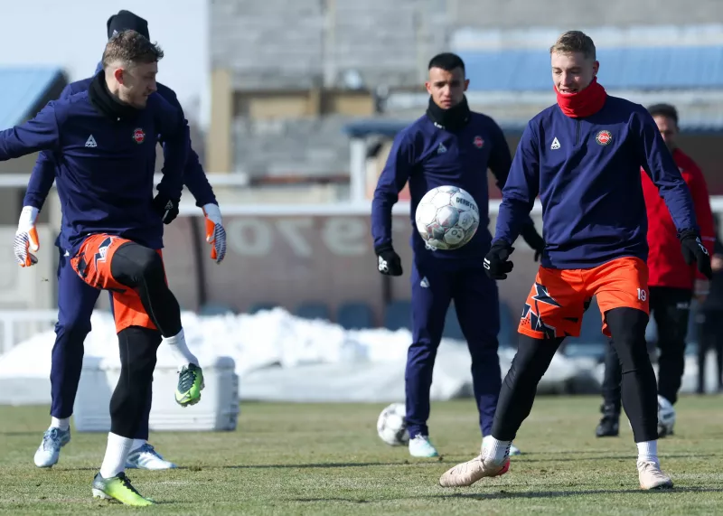 تراکتور پنجره را به تومیسلاو بست!