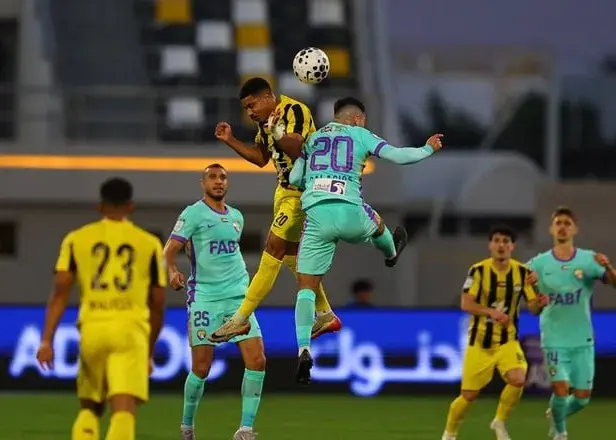 پیروزی بزرگ العین با درخشش تاریخی لابا