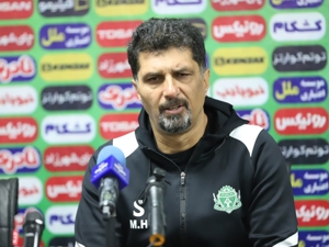 مجتبی حسینی: همه سوپر گلها را به ما میزنند!