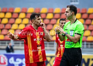 کارشناسی صحنه‌های داوری فولاد - پرسپولیس