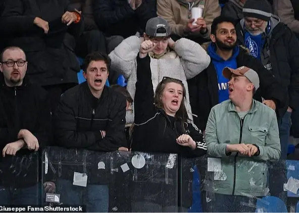 درگیری در لیگ قهرمانان: هوادار چلسی چاقو خورد!