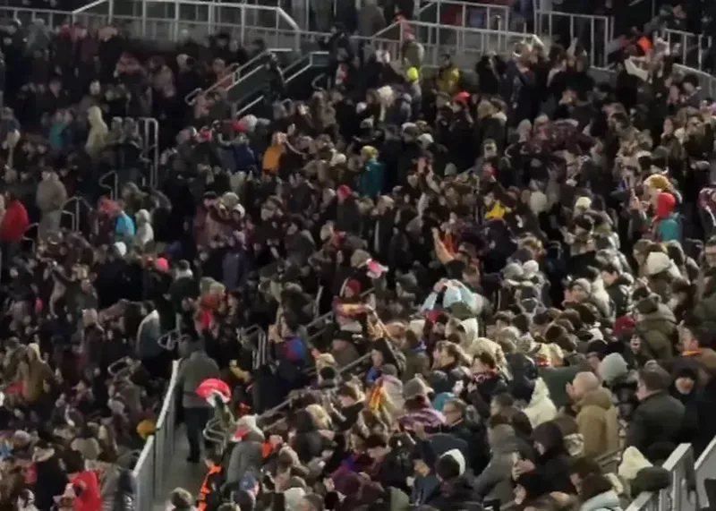 نوکمپ حذف رئال مادرید را جشن گرفت