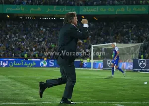 درخواست استقلال: در ورزشگاه آزادی بازی کنیم