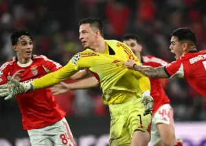 داستان باورنکردنی دروازهبان بنفیکا با رئال: بار اول نبود!