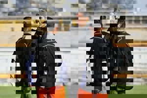 سرمربی لیگ برتری شایعه جدایی را کنار زد