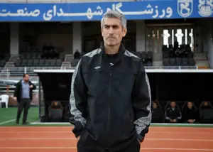 قعرنشینی به این مربی نمی‌آید