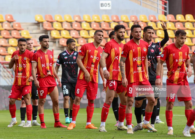 کرنر: کابوس دائمی پرسپولیس