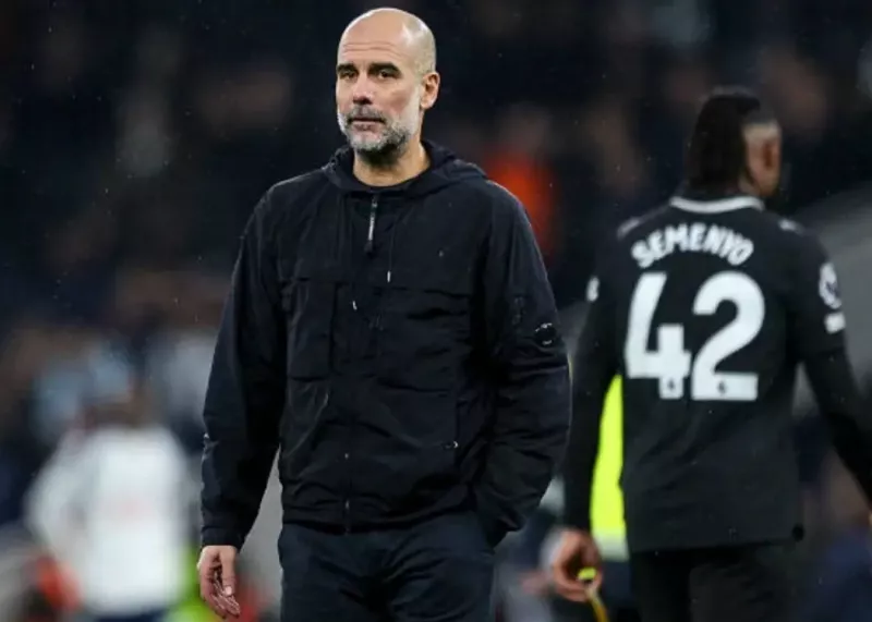 طعنه پپ به داور: اگر مدافع بود پنالتی می‌گرفت!