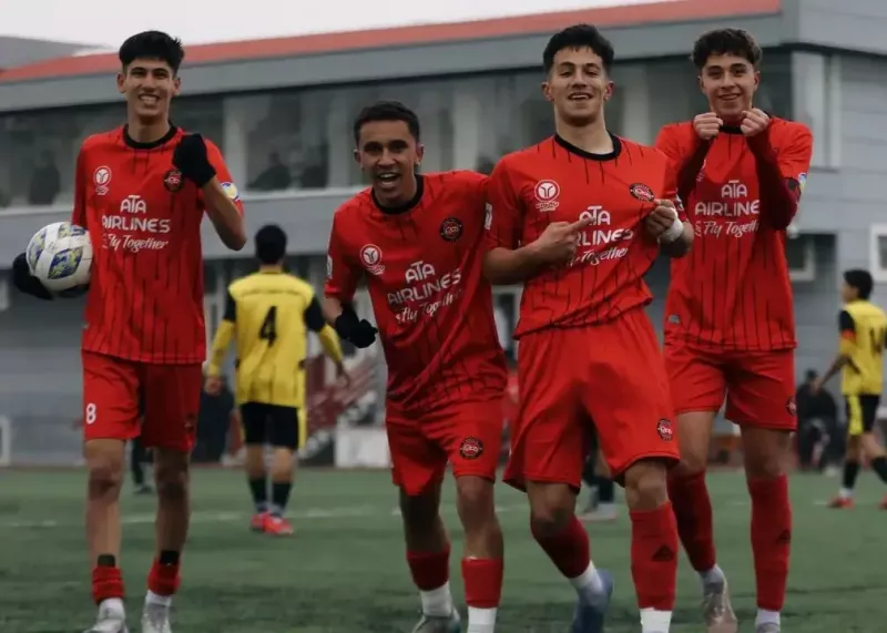 تراکتور پیش بازی را از سپاهان بُرد