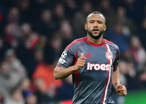 زوج طارمی خسته بود و خط خورد!