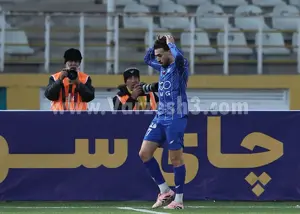 پرچم کمک داور علیه گل زیبای منیر