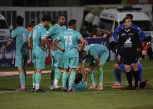 پدیده تراکتور بعد از بازی استقلال دست به دعا شد!