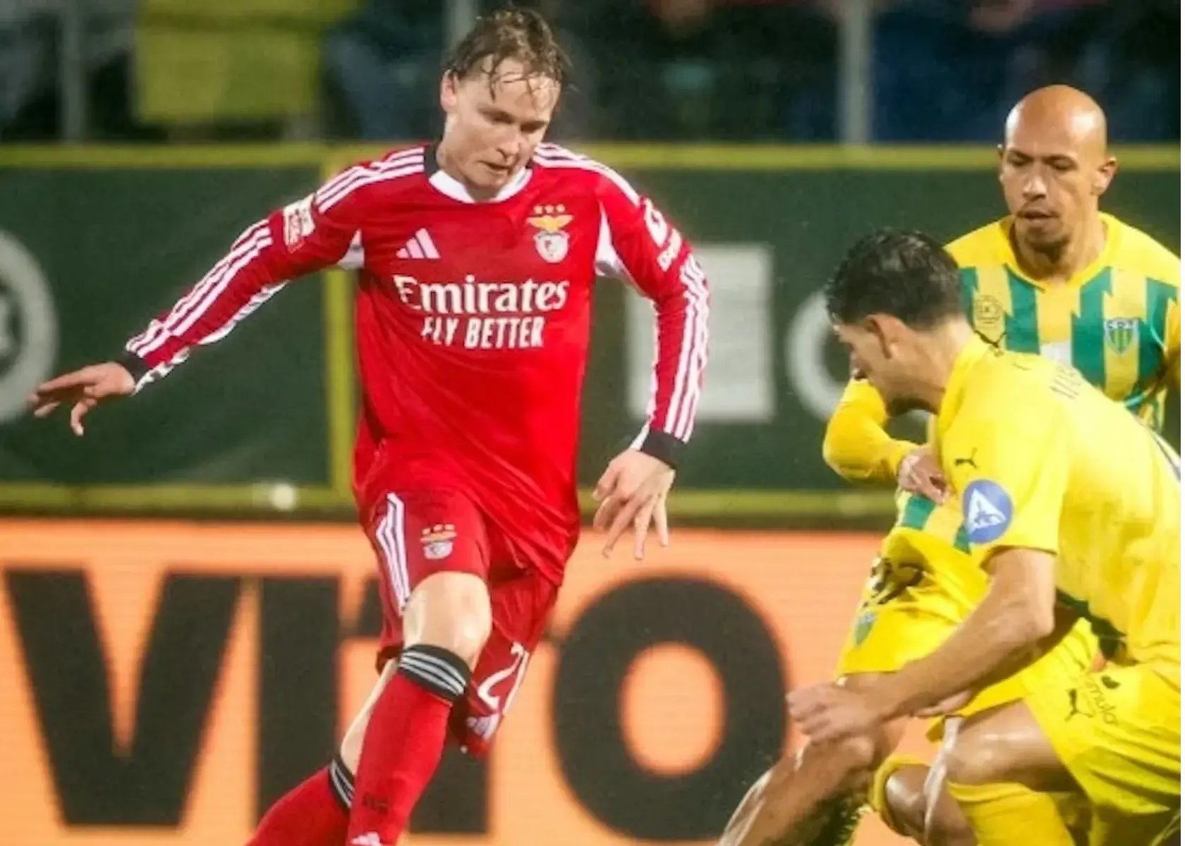 بنفیکا تاوان گلباران کردن رئال را داد