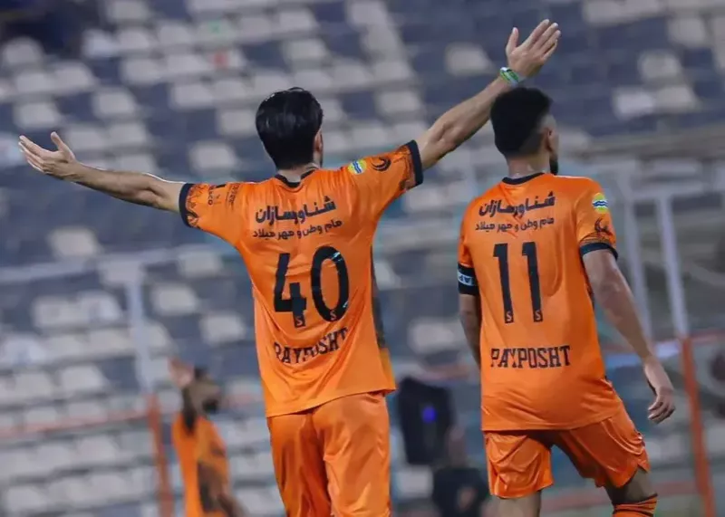 لیگ یک/ فرار سرعتی پیوس از سقوط