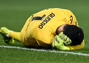 ترقه که منفجر شد نزدیک بود بمیرم!