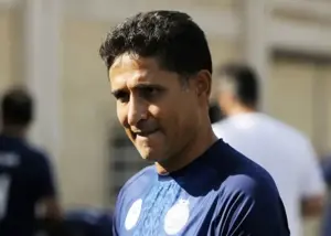 اکبری: نبود هواداران به سود ساپینتو است!