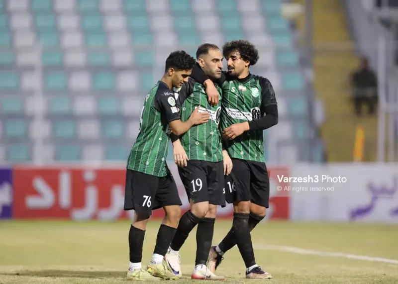 هافبک خیبر و یک گل تا علی علیپور!