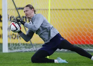 شوالیه را کنار بگذارید: گلر اول پی‌اس‌جی اعلام شد