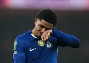 گریه ستاره چلسی پس از حذف مقابل آرسنال