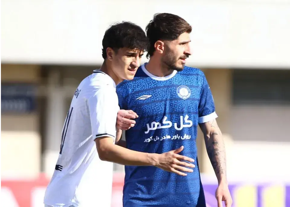 خرید تابستانی گل‌گهر جدیدترین بازیکن دفاعی!