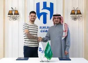 رسمی: ستاره پرتغالی الهلال تمدید کرد