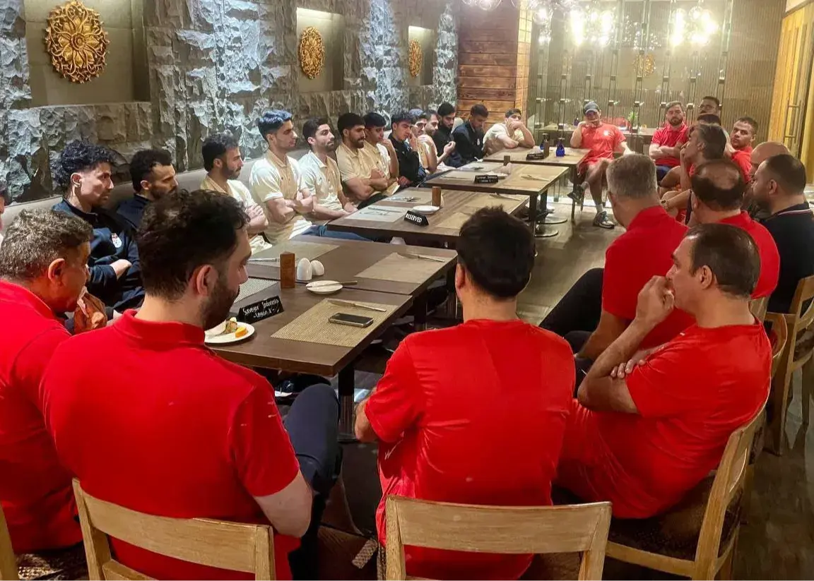 دیدار تاج با ملی‌پوشان فوتسال پیش از نیمه‌نهایی آسیا