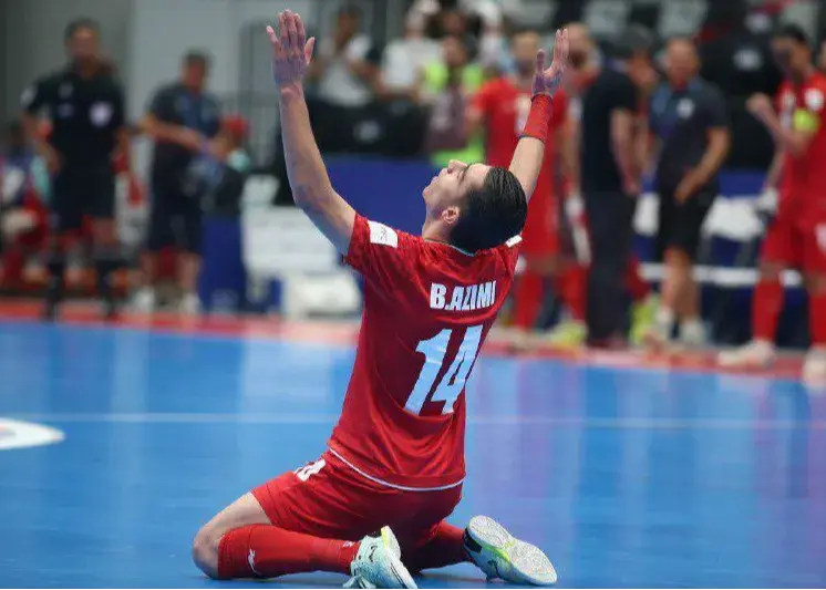 ستاره چپ پای ایران، بهترین بازیکن جدال نیمه نهایی