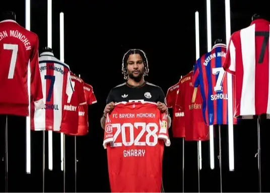 رسمی: قرارداد سرژ گنابری با بایرن تمدید شد 