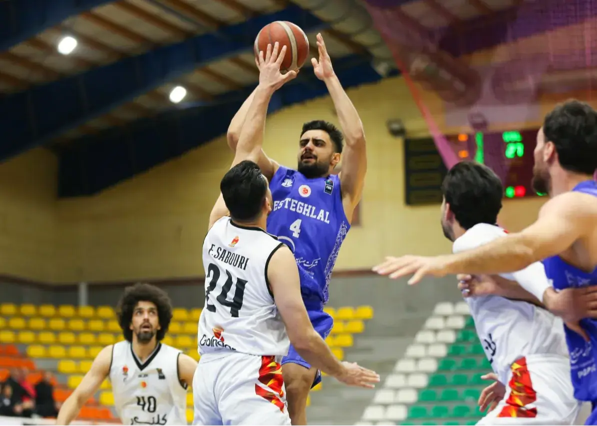 ‏استقلال با صدرنشینی به تعطیلات رفت