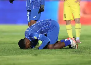 گل و راز و نیاز ناز‌ون با خدای خودش!