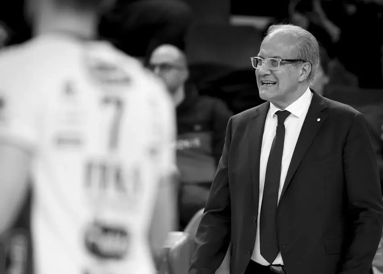 خودم اینجا هستم، نه به عنوان یک تماشاگر تلویزیونی!