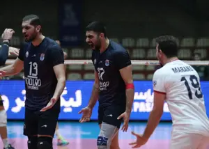 یک ست به تنهایی گرفت: محبوب عطایی کابوس سپاهان      