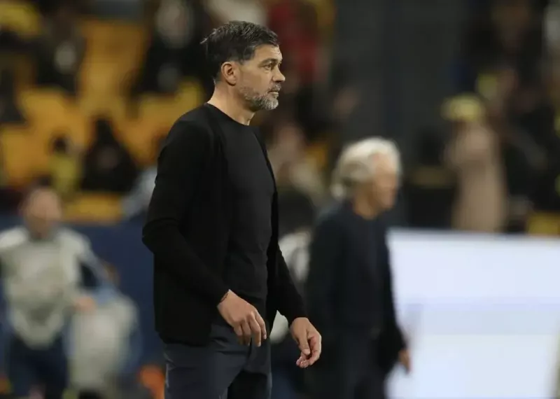 کونسیسائو: از بنزما نپرسید، او در تیم ما نیست!