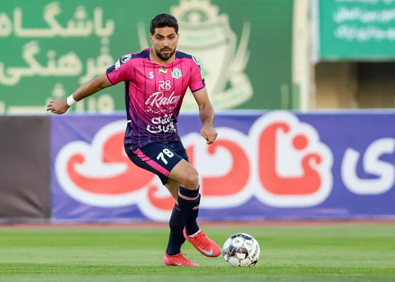 مهاجم جنجالی خیلی زود مقابل تیم قدیمی